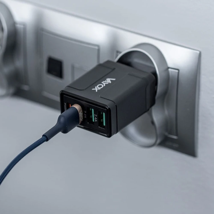 Ladowarka-sieciowa-USB-3-0-PD32W-szybkie-ladowanie-136328.jpg
